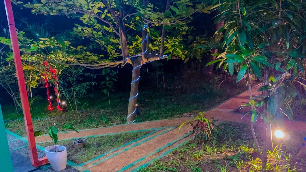 Sigiri Starwing Villa Sigiriya Buitenkant foto