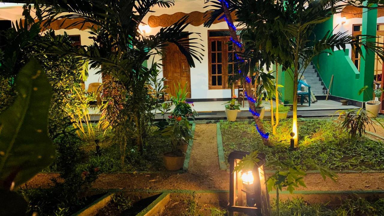 Sigiri Starwing Villa Sigiriya Buitenkant foto